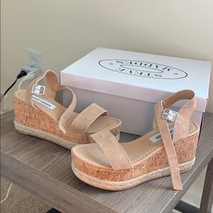 Steve Madden platform sandal